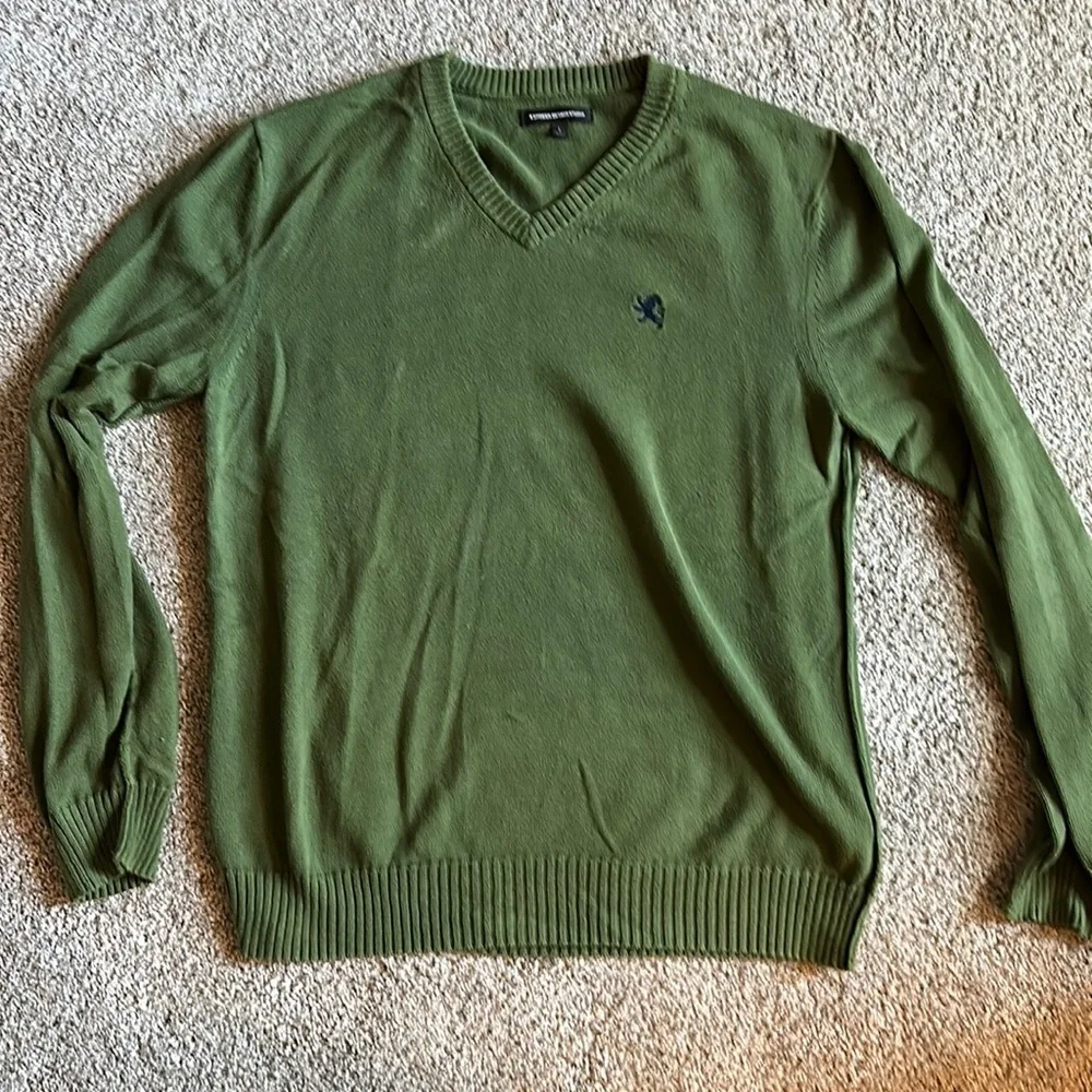 Express sweater - Picture 1 of 3